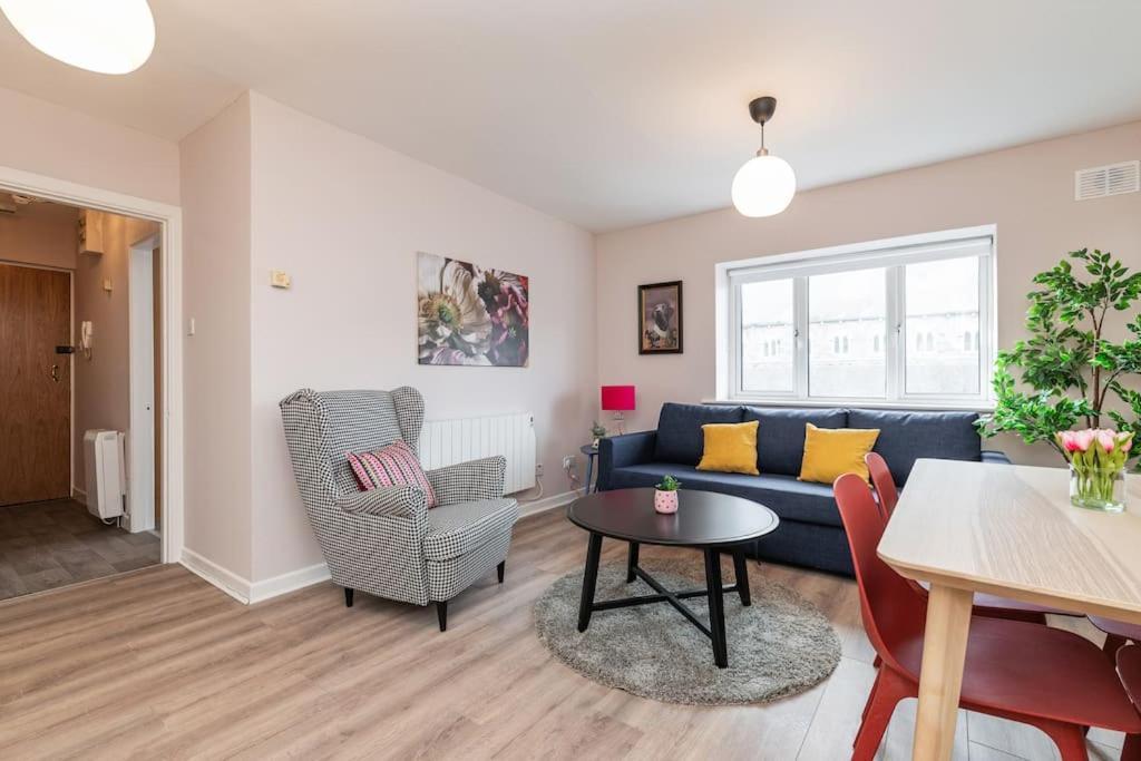 Fully Refurb Drogheda Apt7 3Rd Floor Exteriör bild